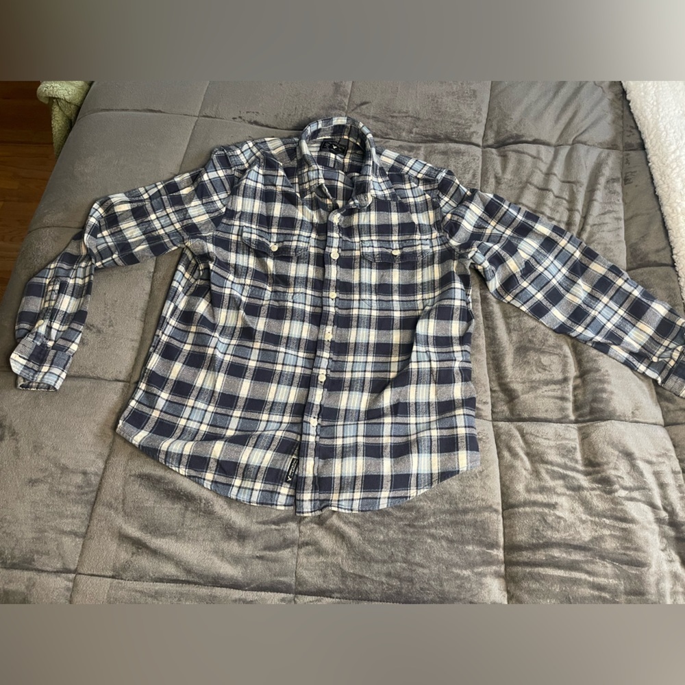 Men’s American Eagle Flannel Button-Down - Size L